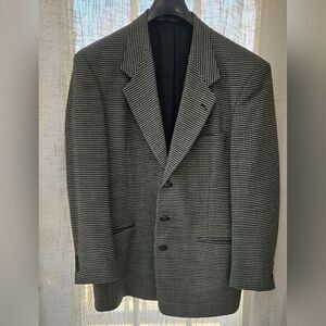 Pierre Cardin Classic Black and Gray Sports Coat/ Blazer